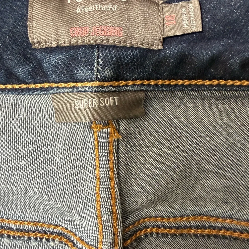 NWOT Torrid Super Soft Crop Jeggings, size 18 - Picture 5 of 6